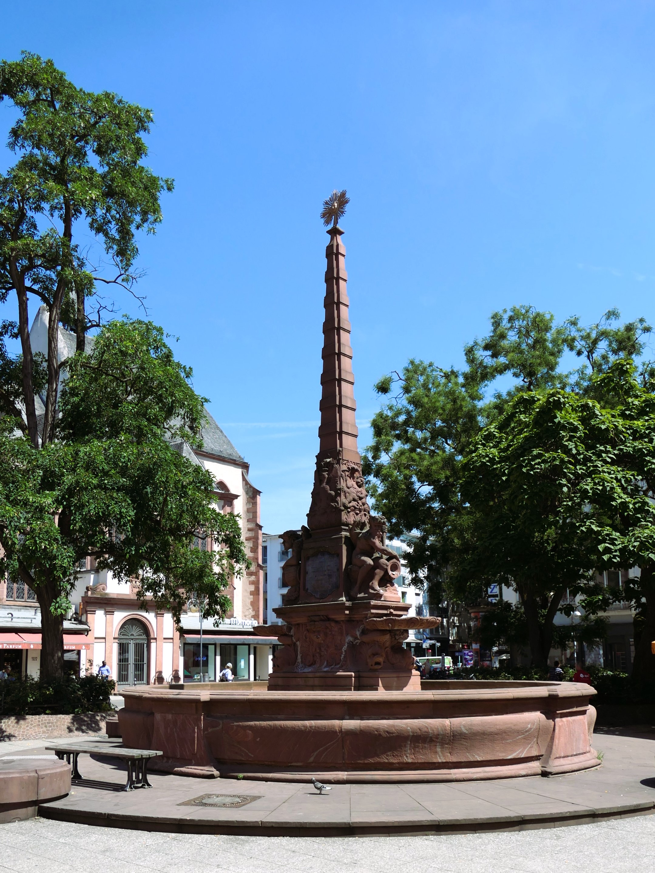 Bild: Liebfrauenberg-Brunnen