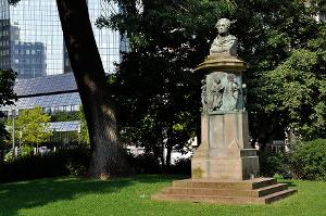 Guiollett-Denkmal