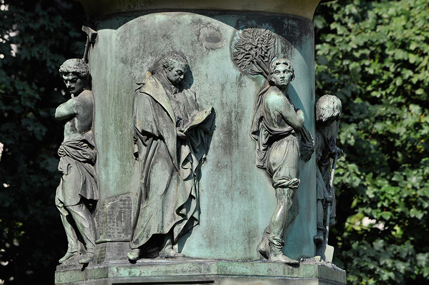 Bild: Guiollett-Denkmal