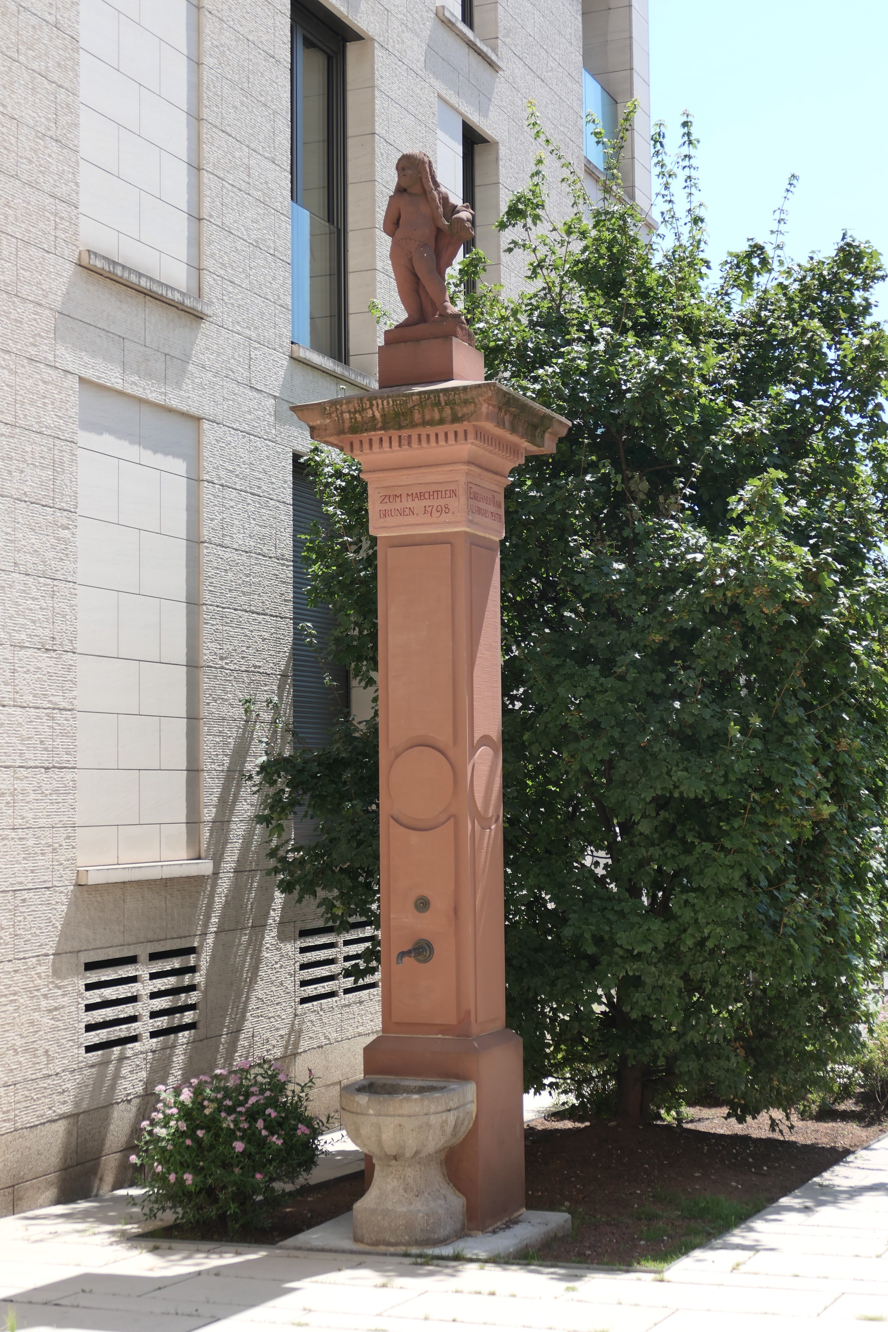 Bild: Mägdeleinsbrunnen