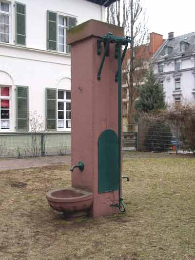 Bild: Bleiden-Brunnen