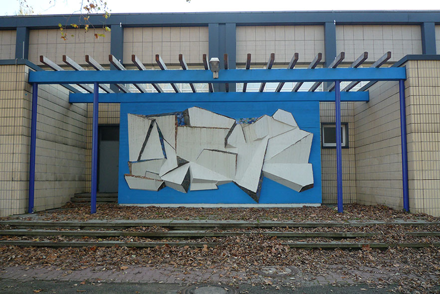 Bild: Beton-Mosaik-Relief (Ernst-Reuter-Schule)
