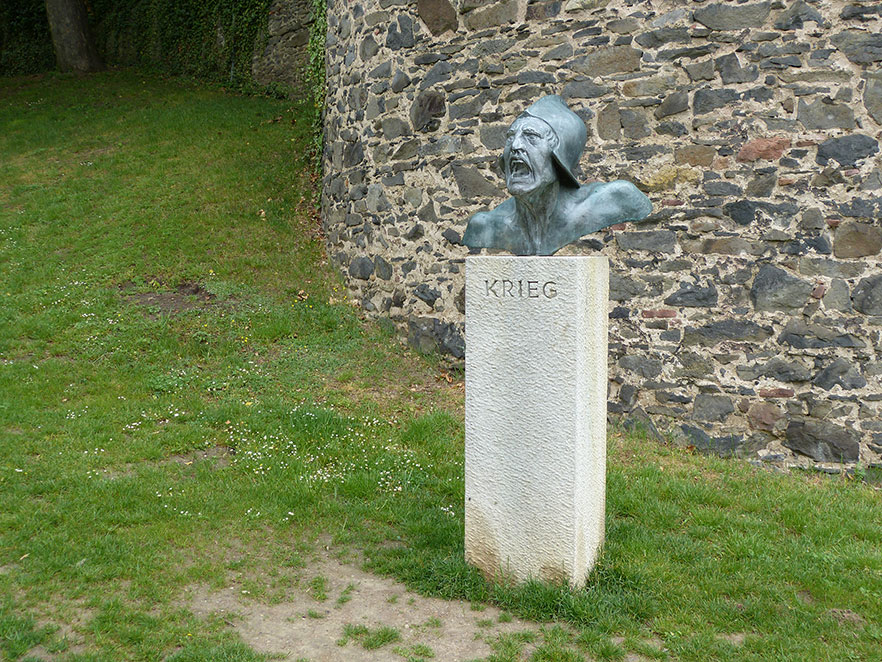 Bild: Der Krieg (Kriegsdenkmal Erster Weltkrieg)